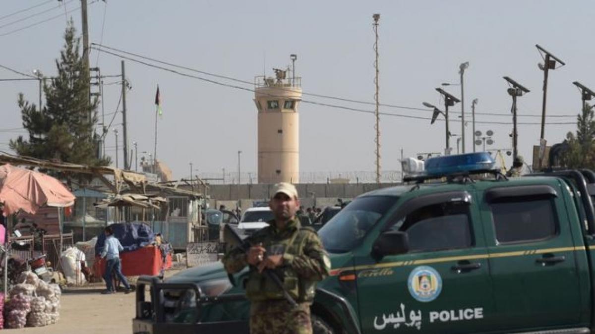 Car bomb hits army base in eastern Afghanistan
